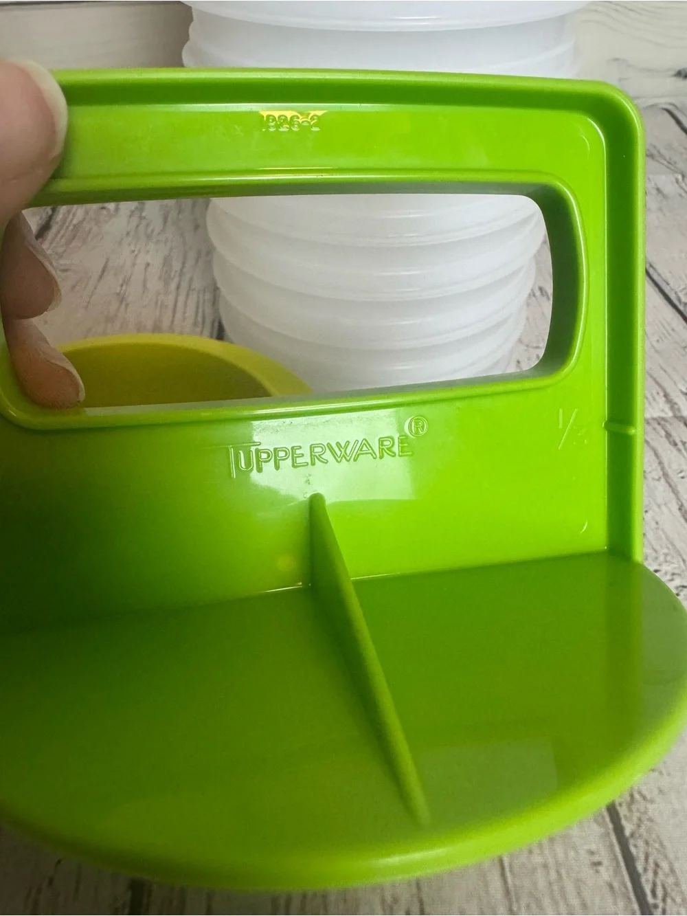 Tupperware Hamburger Maker Stackable Food Storage Container - Lime Green Handle